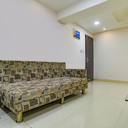 โอโย 8882 โฮเต็ล พิศุรี เรซิเดนซี Hotel อินดอร์ ภายนอก รูปภาพ