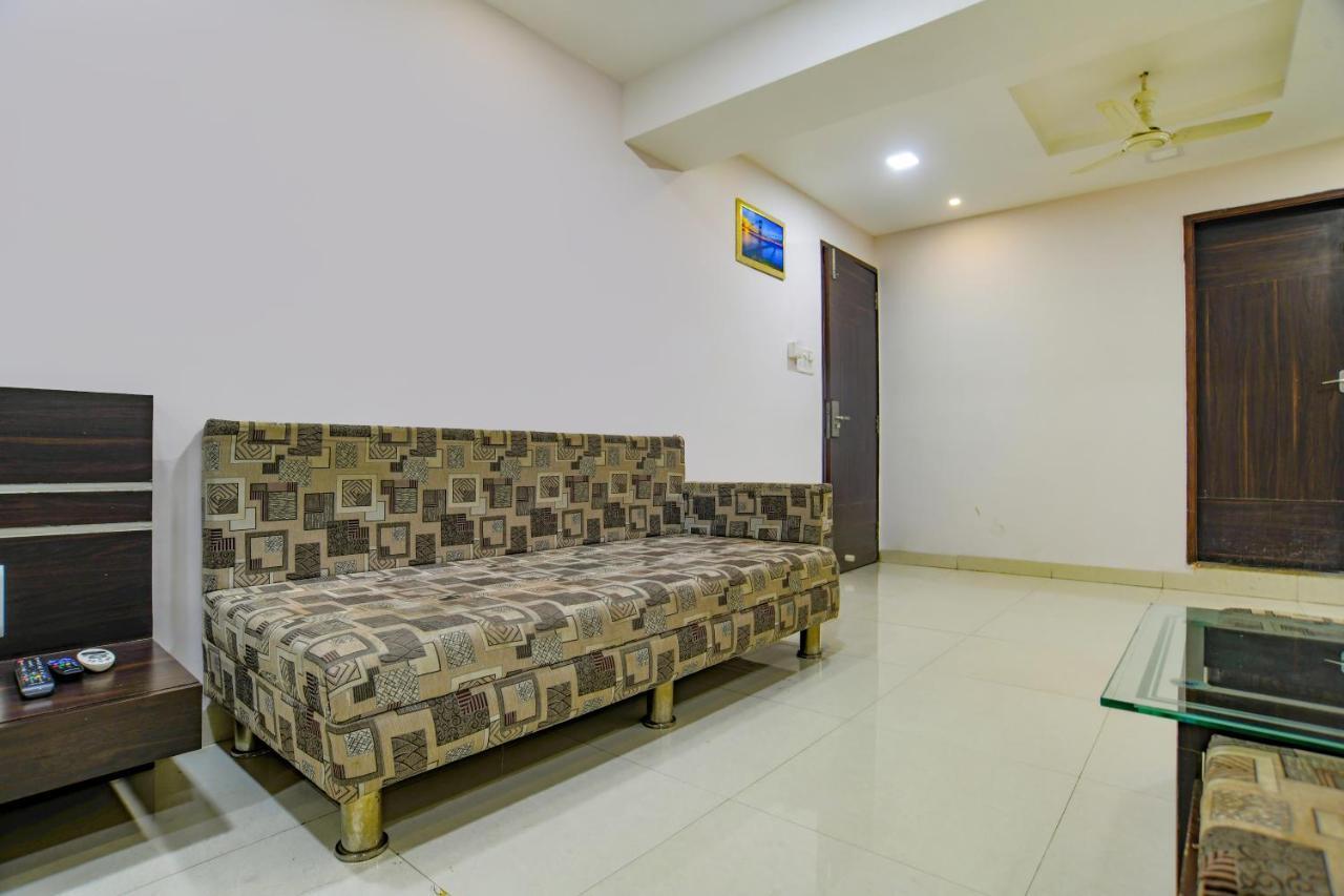 โอโย 8882 โฮเต็ล พิศุรี เรซิเดนซี Hotel อินดอร์ ภายนอก รูปภาพ