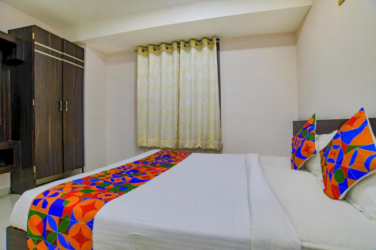 โอโย 8882 โฮเต็ล พิศุรี เรซิเดนซี Hotel อินดอร์ ภายนอก รูปภาพ